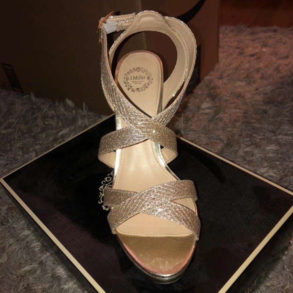I. Miller Gold Glitter Heels